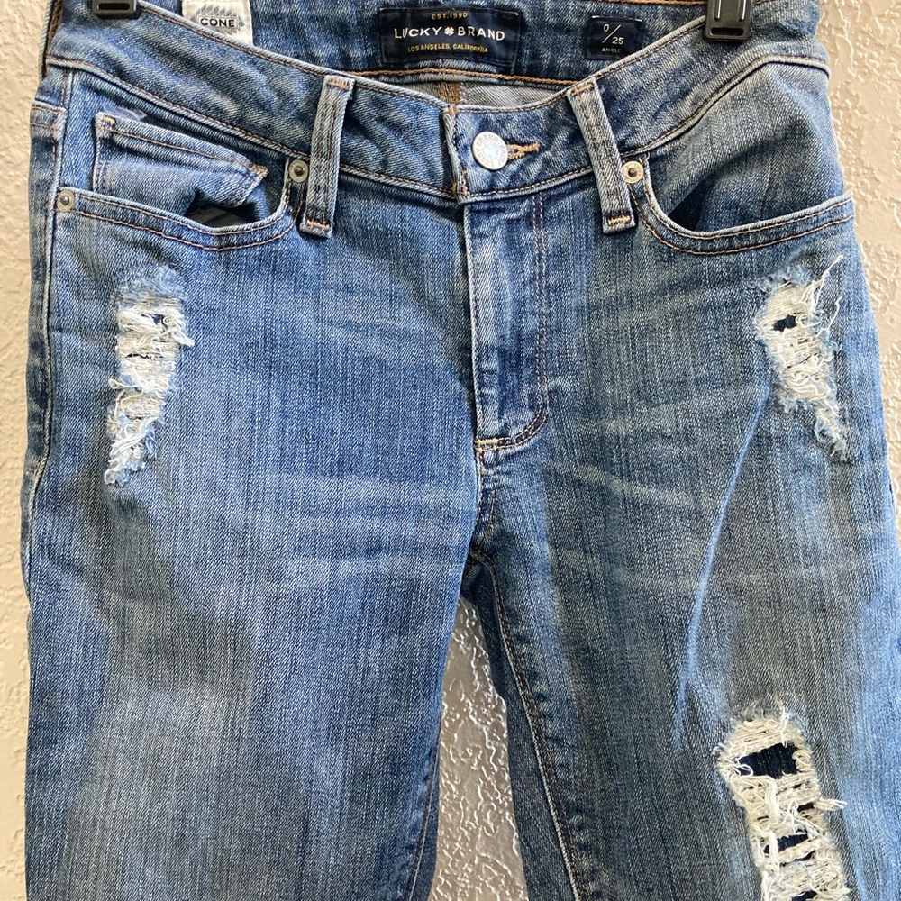 Lucky Brand Distressed Jeans 0/25